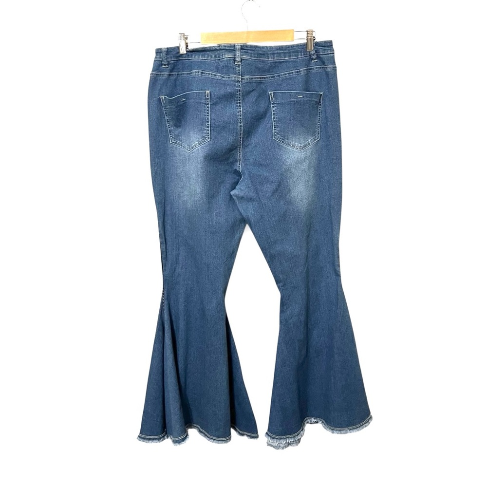Extreme Wide Leg Flare Jeans Size 18 - Picture 12 of 14